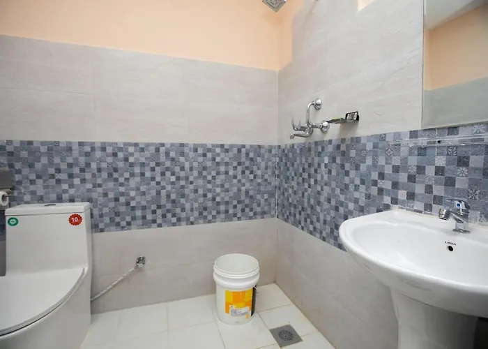 Rajdhani Visit Hotel